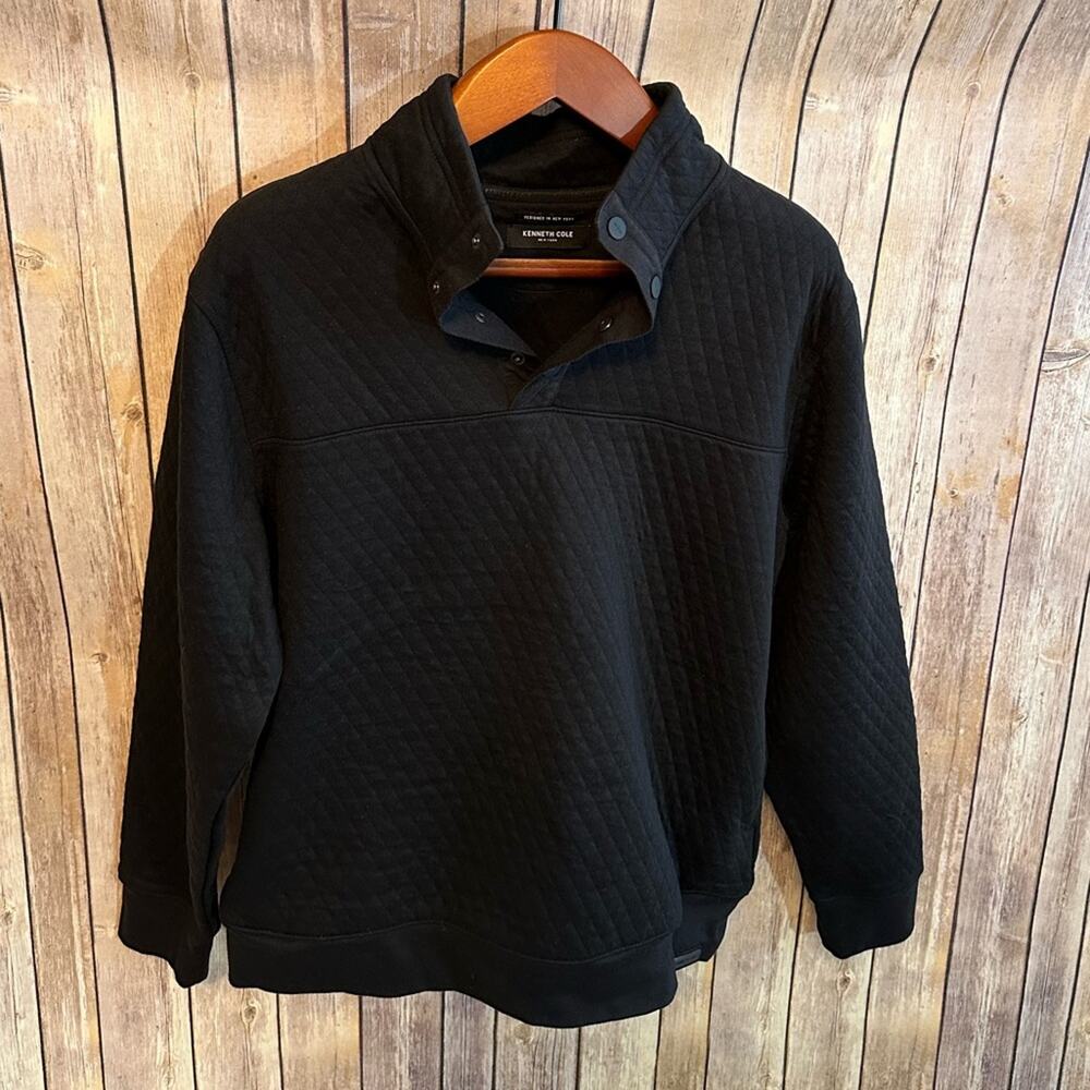 Kenneth Cole men’s large black quilted sweater/sweatshirt. New without tags